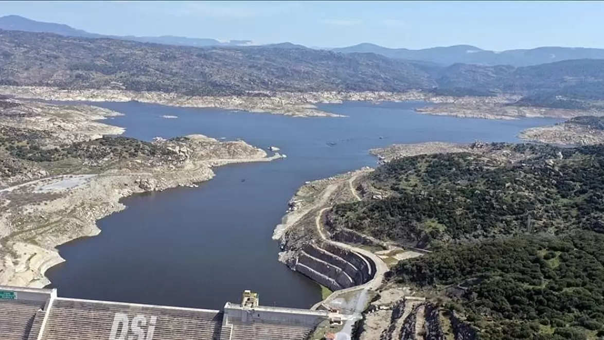 Aydın'da çiftçiler, kuraklık sebebiyle sulama konusunda endişeli
