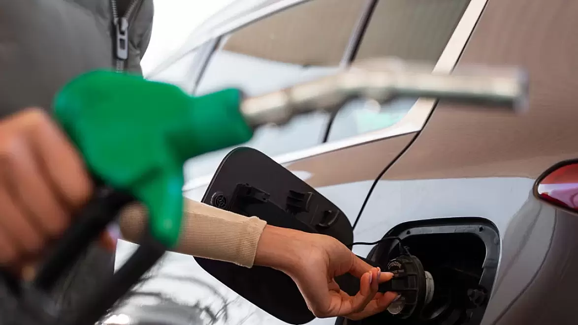 Uşak'ta Araç Sahiplerine Müjde: Yakıt Fiyatlarında İndirim Geliyor