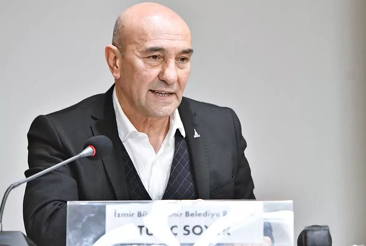 Tunç Soyer, Başbakanlık için Aday Oldu: "Kararlılıkla, Özveriyle ve Tutkuyla Hizmet Edeceğim"