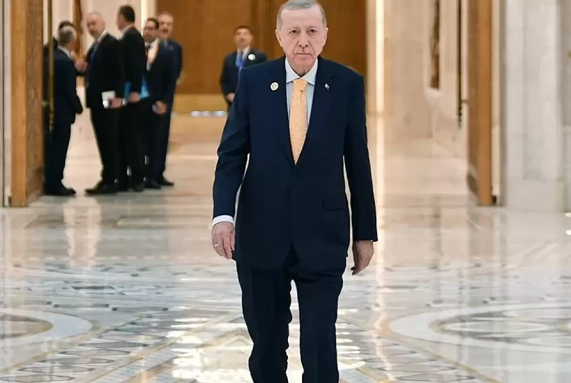 Cumhurbaşkanı Erdoğan, D-8 Zirvesi'nde Stratejik İlişkileriyle Dikkat Çekti