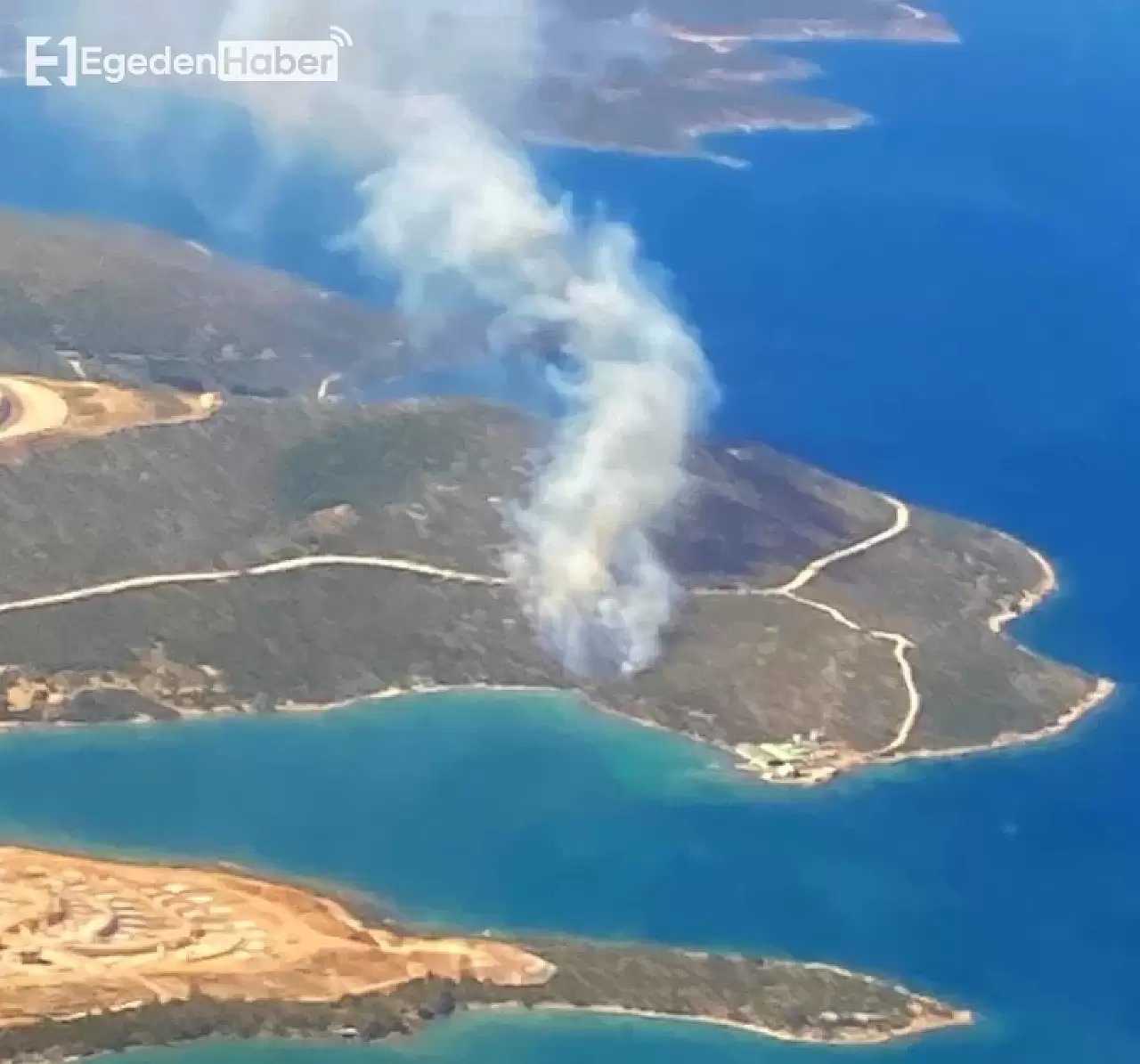 İzmir Urla'da Ormanlık Alanda Kontrol Altına Alınamayan Yangın Devam Ediyor!