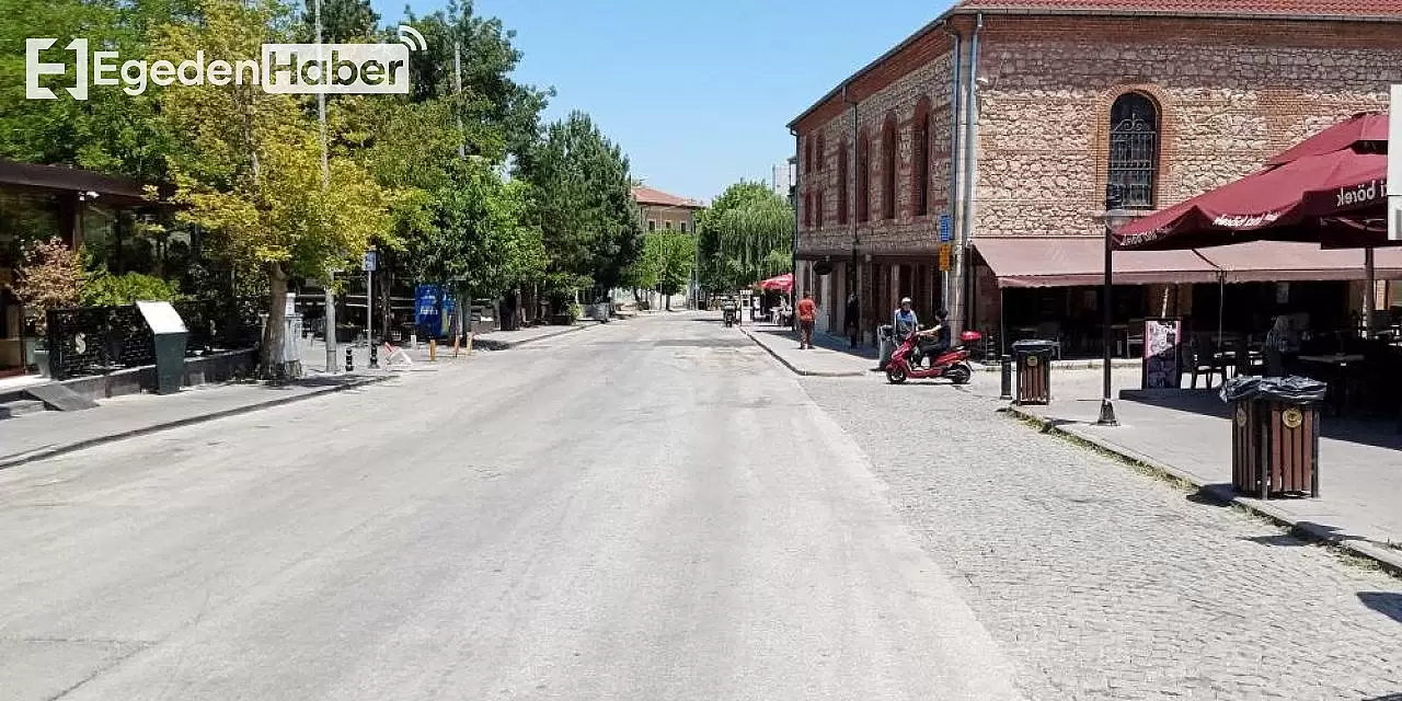 Bayramın Ardından Sokaklar Bomboş Kaldı