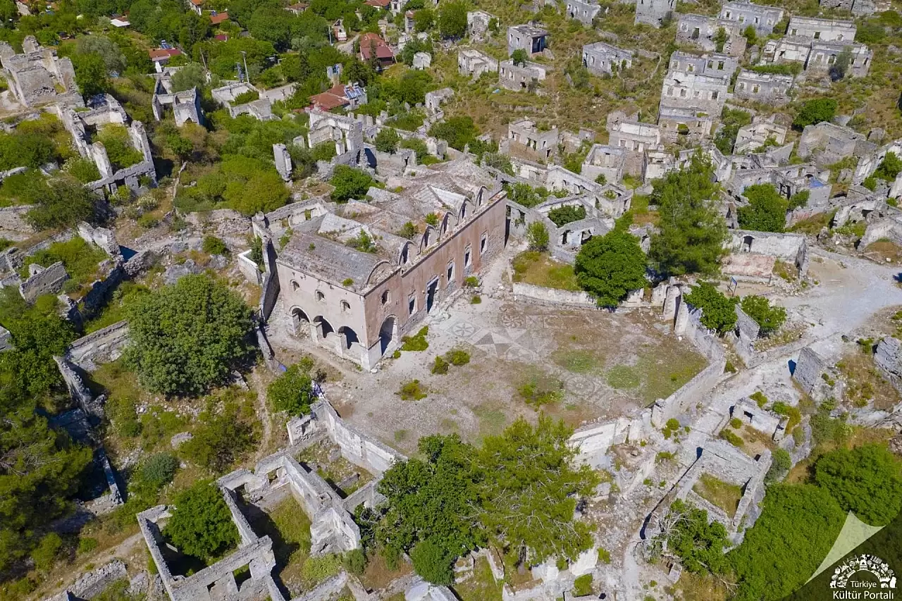 Muğla Fethiye Kayaköy’e Nasıl Gidilir? Hayalet Köyün Gizemli Atmosferi