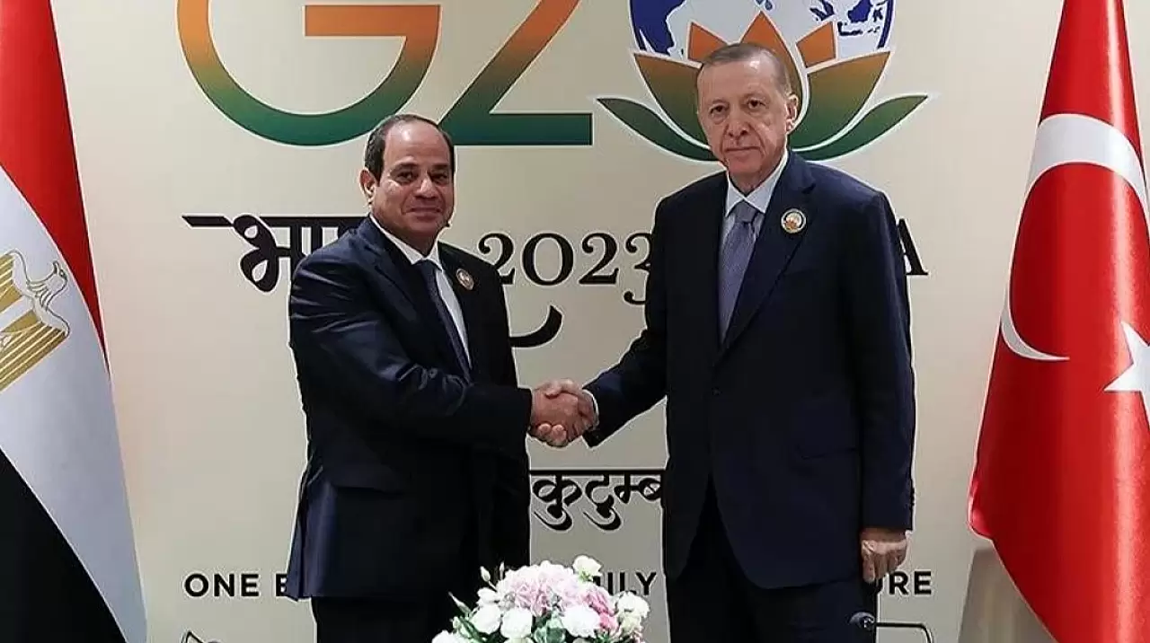 Erdoğan ve Sisi, Tarihi Görüşme İçin Bir Araya Geldi