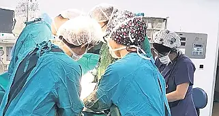 Doktor, Organlarını Kullanarak 3 Kişiye Yeni Bir Hayat Verdi