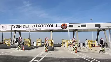 Aydın-Denizli Otoyolu'nu 3 Günde 22 Bin Araç Kullandı, Trafiği Yoğunlaştırdı!