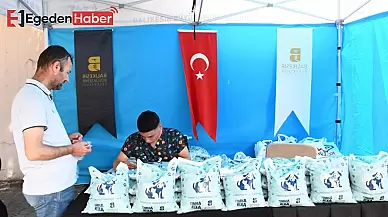 Büyükşehir Belediyesi, sokak hayvanları için düzenli olarak mama dağıtıyor