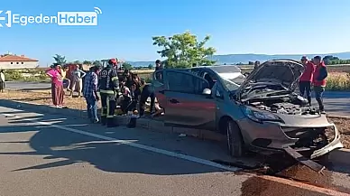 Denizli'de meydana gelen trafik kazasında otomobil ile traktör çarpıştı, 4 kişi yaralandı