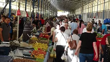 Cuma Pazarı'nda 30 Yılını Dolduran Esnafın Eşsiz Hikayesi!