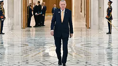 Cumhurbaşkanı Erdoğan, D-8 Zirvesi'nde Stratejik İlişkileriyle Dikkat Çekti