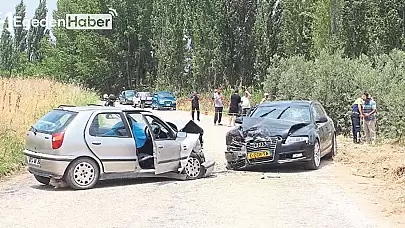 Manisa'dan bir çift, bayrama ulaşamadan trafik kazasında yaşamını yitirdi