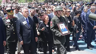 İzmir, Şehidini Hüzün ve Saygıyla Son Yolculuğuna Uğurladı