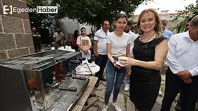 Konak'ta Roman gençler müthiş fırsat: Barista oldular