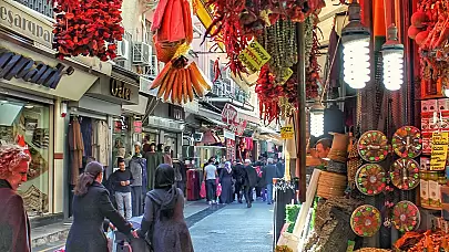 Kemeraltı Çarşısı Esnafı, Zor Durumda