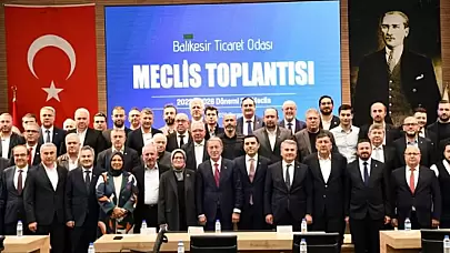 Hulusi Akar, Balıkesir'de 48 saat boyunca çeşitli etkinliklere katıldı ve ziyaretler gerçekleştirdi