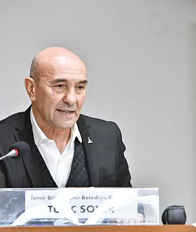 Tunç Soyer, Başbakanlık için Aday Oldu: "Kararlılıkla, Özveriyle ve Tutkuyla Hizmet Edeceğim"