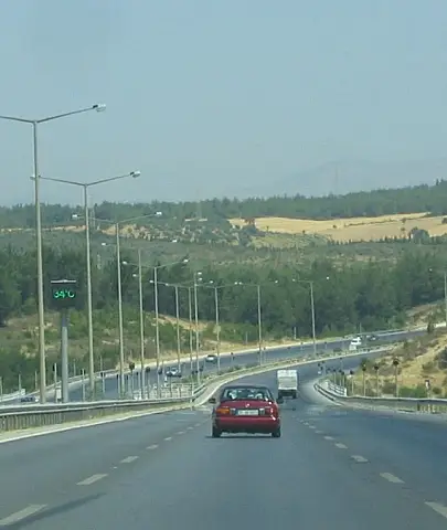 İzmir-Aydın Otoyolu'nda İzmir yönü daraldı