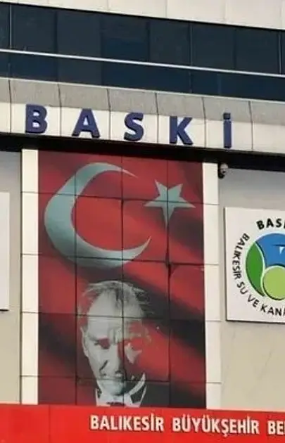 Balıkesir Büyükşehir Belediyesi, 129 milyonluk bir satış gerçekleştiriyor! CHP'li başkan belediyeye ait arazileri satışa çıkarıyor.