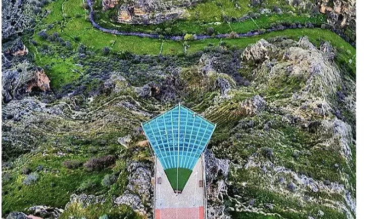 "Yeryüzünün En Derin Kanyonunda Balonla Muhteşem Uçuşlar Heyecan Veriyor"