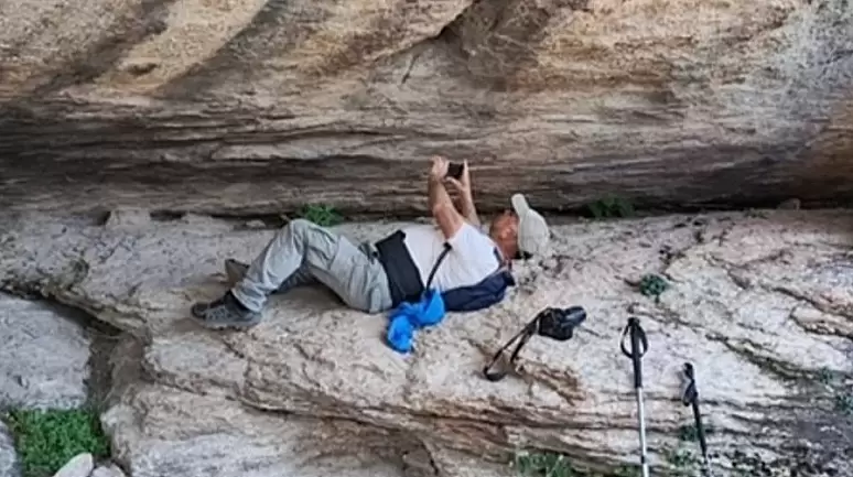 8 bin yıl öncesine ait kaya resimleri dağda keşfedildi