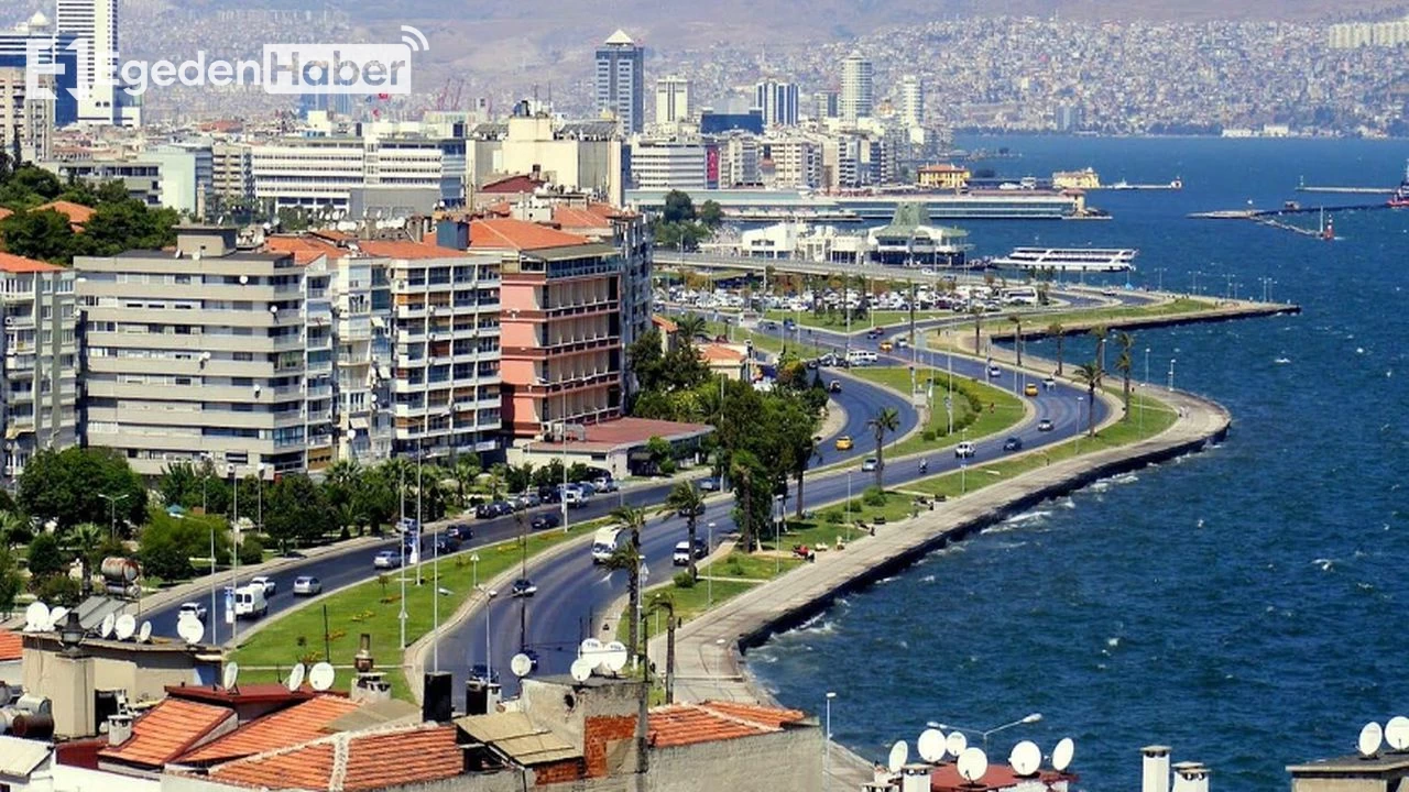 İzmir'de Trafiğe Çıkacak Sürücülerin Dikkatine: 1 Temmuz'dan İtibaren Kapatılacak Yol Belli Oldu!