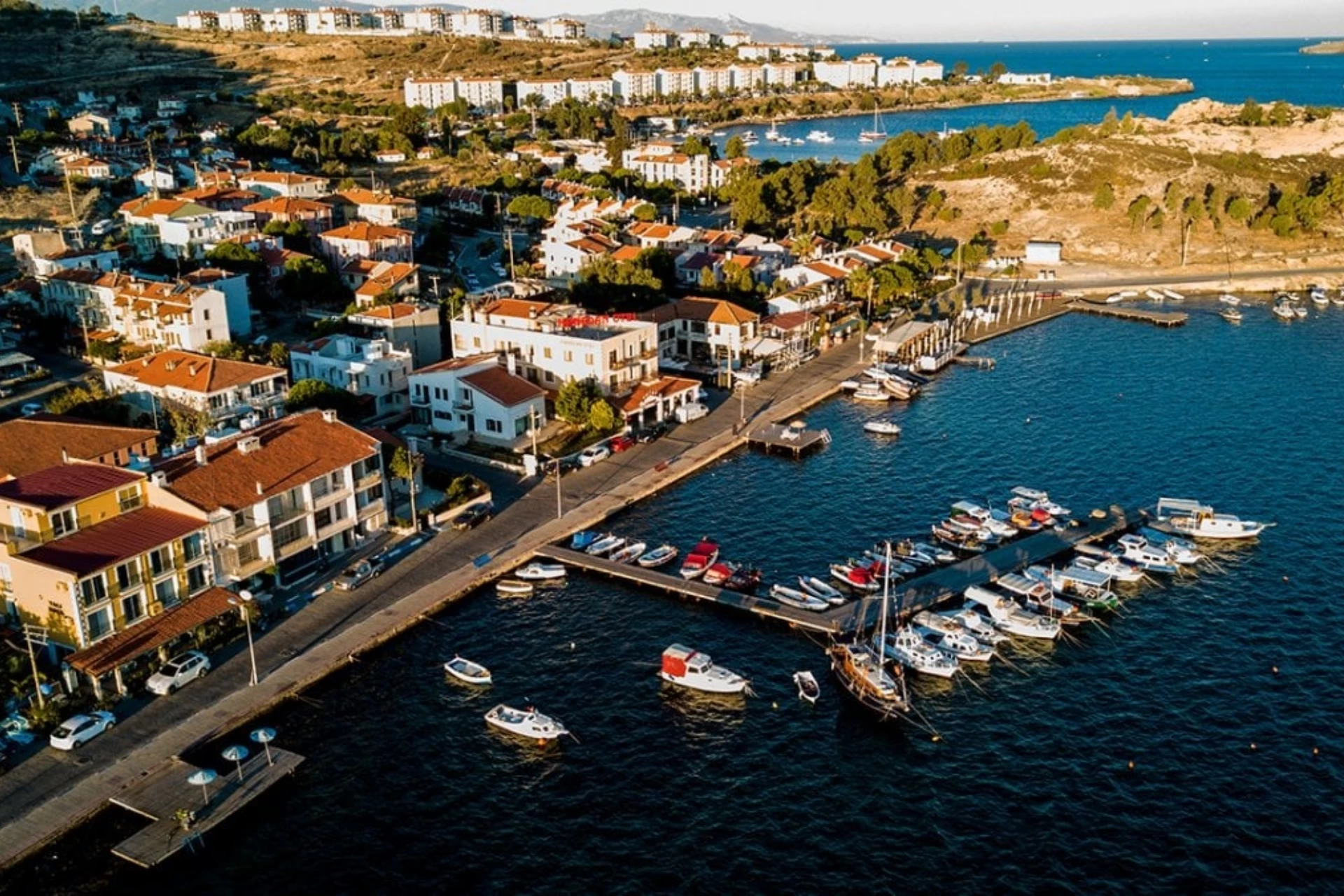 Emekliler İçin Ege'nin Sakin Köşeleri: Söke, Foça ve Bayındır