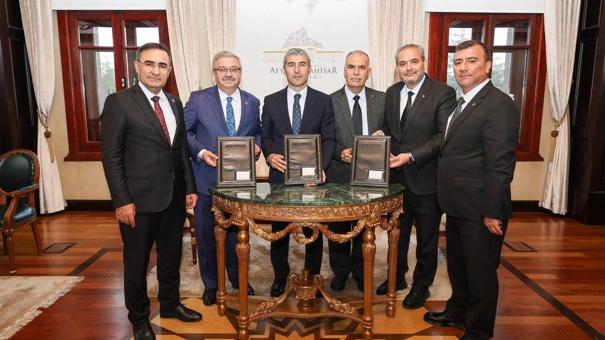 Afyon'da 1.858 üniversiteliye İŞKUR desteği